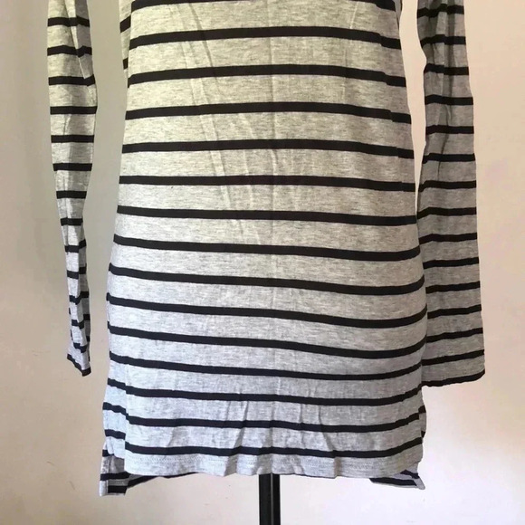 Vince Striped Top - Picture 3 of 6
